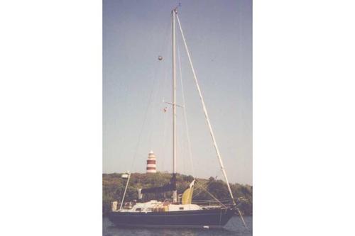 Sail the Bahamas on this Beautiful Bristol