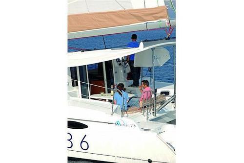 36.0 feet Fountaine Pajot in great shape