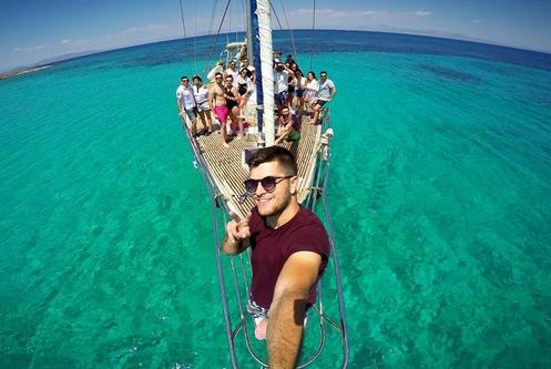 DAILY  SAILING CRUISES FROM ATHENS -GREECE