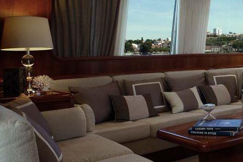 Motor yacht boat rental in Vila Nova De Gaia, Portugal