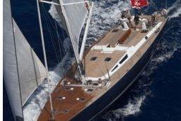 Looking for an authentic sailing experience on the Mediterranean ?