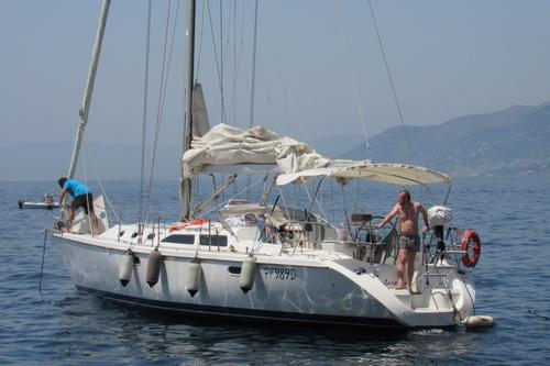 Bareboat on 42 feet sailing boat in Genoa (Italy)