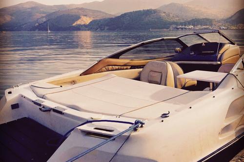 Private boat hire with skipper!