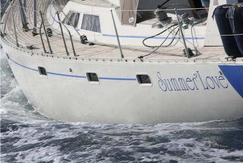 Motorsailer boat for rent in Alimos