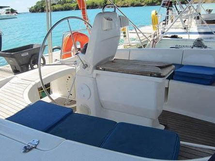 Boat rental in True Blue, 
