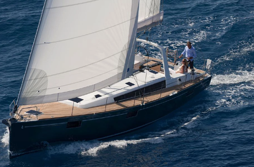 Up to 10 persons can enjoy a ride on this Beneteau boat