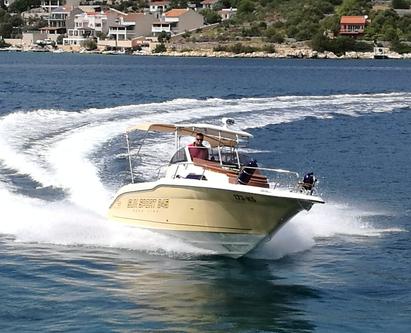 Motor boat