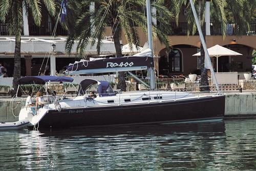 40.0 feet Ronautica in great shape