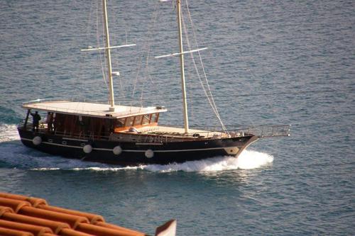 Classic boat for rent in Split