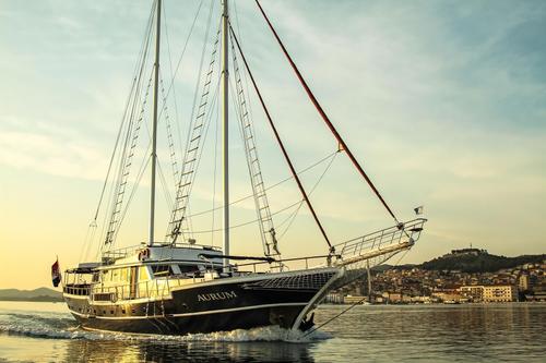 Boating is fun with a Classic in Split