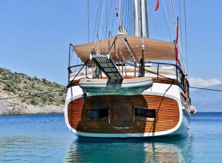Discover Marmaris surroundings on this Custom Custom boat