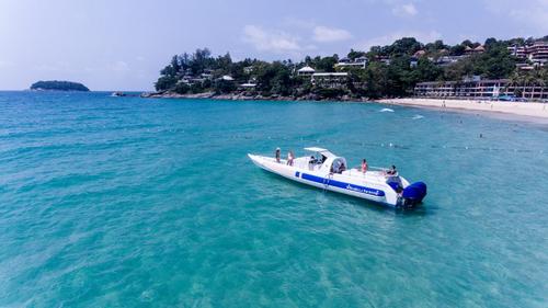 Center console boat for rent in Phuket