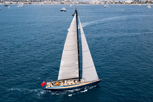 Boating is fun with a Sloop in Arzachena Ot