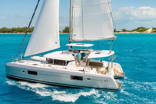 Boat for rent Lagoon 42.0 feet in Palm Cay marina, Bahamas