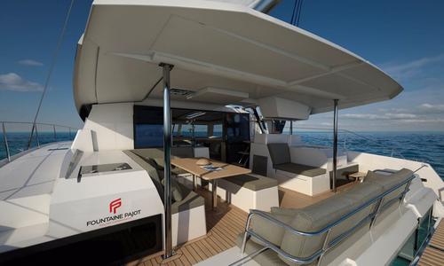 Boat rental in St. Georges, 