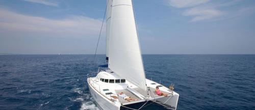 Enjoy sailing in Malta aboard Lagoon 410