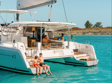 Discover Phuket surroundings on this 42 Lagoon boat