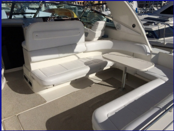 Up to 18 persons can enjoy a ride on this Sea Ray boat