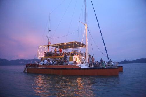 Discover Langkawi surroundings on this Custom Custom boat