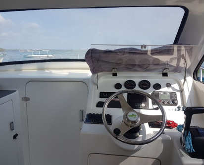 Motor yacht boat for rent in Nusa Dua