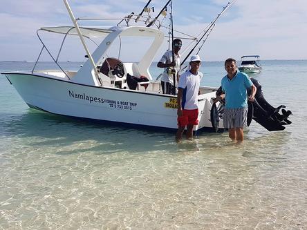 Boat for rent Custom 26.0 feet in Trou Aux Biches, Mauritius