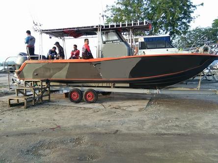 Boat rental in Setiawan, 