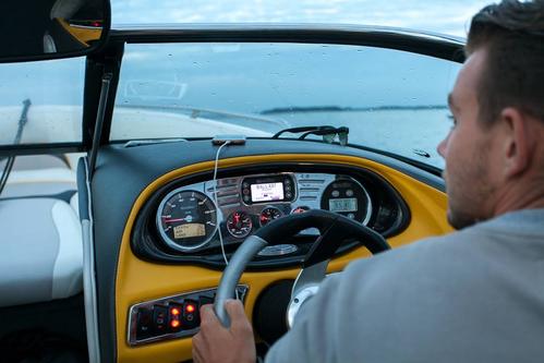 Boat rental in Zeewolde, 