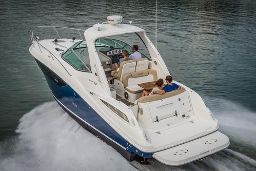 Sea Ray's 33.0 feet in Morjim