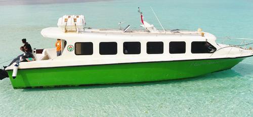 Custom's 111.0 feet in Komodo