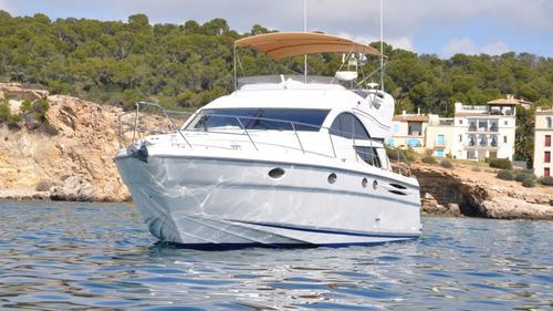 Boat for rent Fairline 42.0 feet in Panjim, India