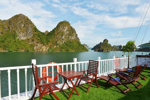 Boat for rent Custom 111.0 feet in Halong Bay, Vietnam