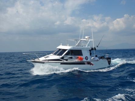 Cuddy cabin boat rental in Denarau Island, Fiji