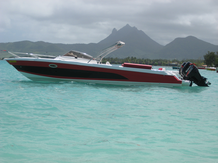 Discover Trou D´Eau Douce surroundings on this Custom Custom boat