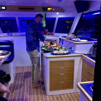 Discover Queensland surroundings on this Custom Custom boat