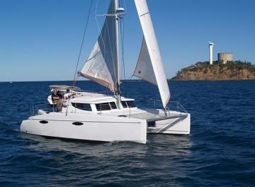 Sail the fascinating Thailand on a superb sail boat for rent