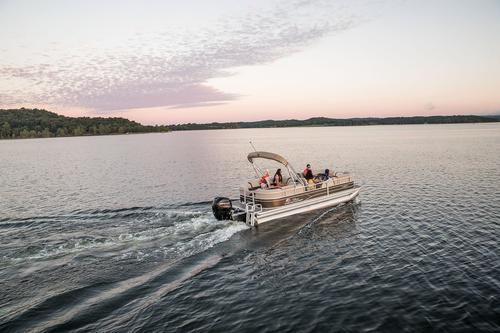 Sun Tracker Party Barge 22 DLX