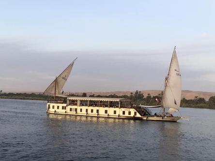 Classic boat for rent in Luxor