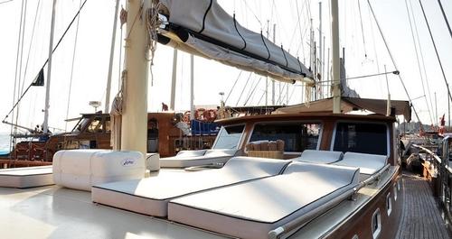 Discover Bodrum surroundings on this Custom Custom boat