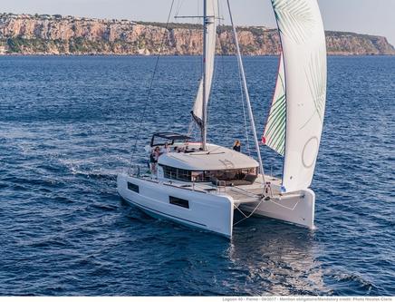 Climb on board Lagoon 40 to explore