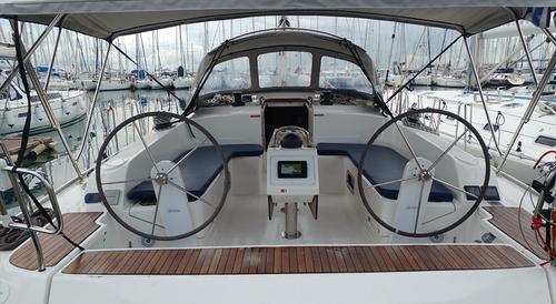 Bavaria's 46.0 feet in Saronic Gulf