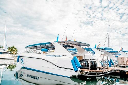 Boat rental in Phuket, 