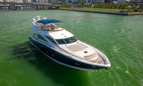 AMAZING 82FT SPACIOUS YACHT WITH LOTS TO DO ON THE WATER