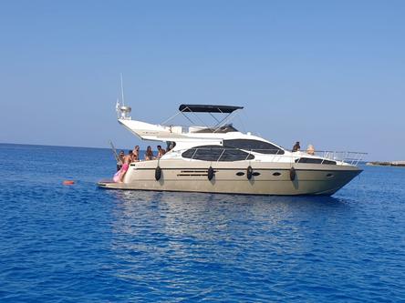 Discover Paralimni surroundings on this Azimut 46 Azimut boat