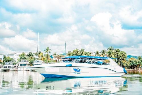 Motor yacht boat for rent in Phuket