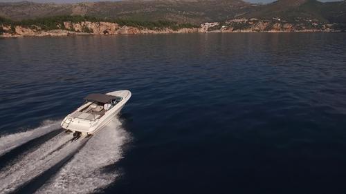 Sea Ray 180 - with the professional skipper!