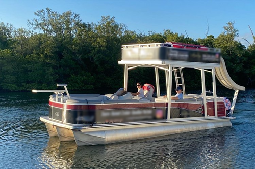Luxury pontoon fun ship l