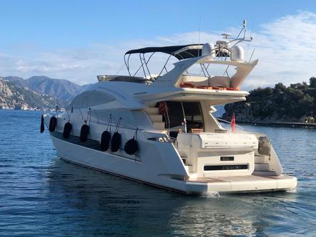Discover Göcek surroundings on this Galeon 640 Fly Daily&weekly trips boat