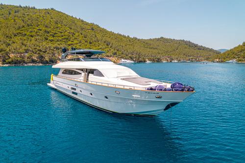 Boating is fun with a Motor yacht in Bodrum