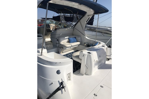 This 37.0' Cruisers cand take up to 6 passengers around San Diego