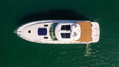 Boating is fun with a Sea Ray in Cartagena